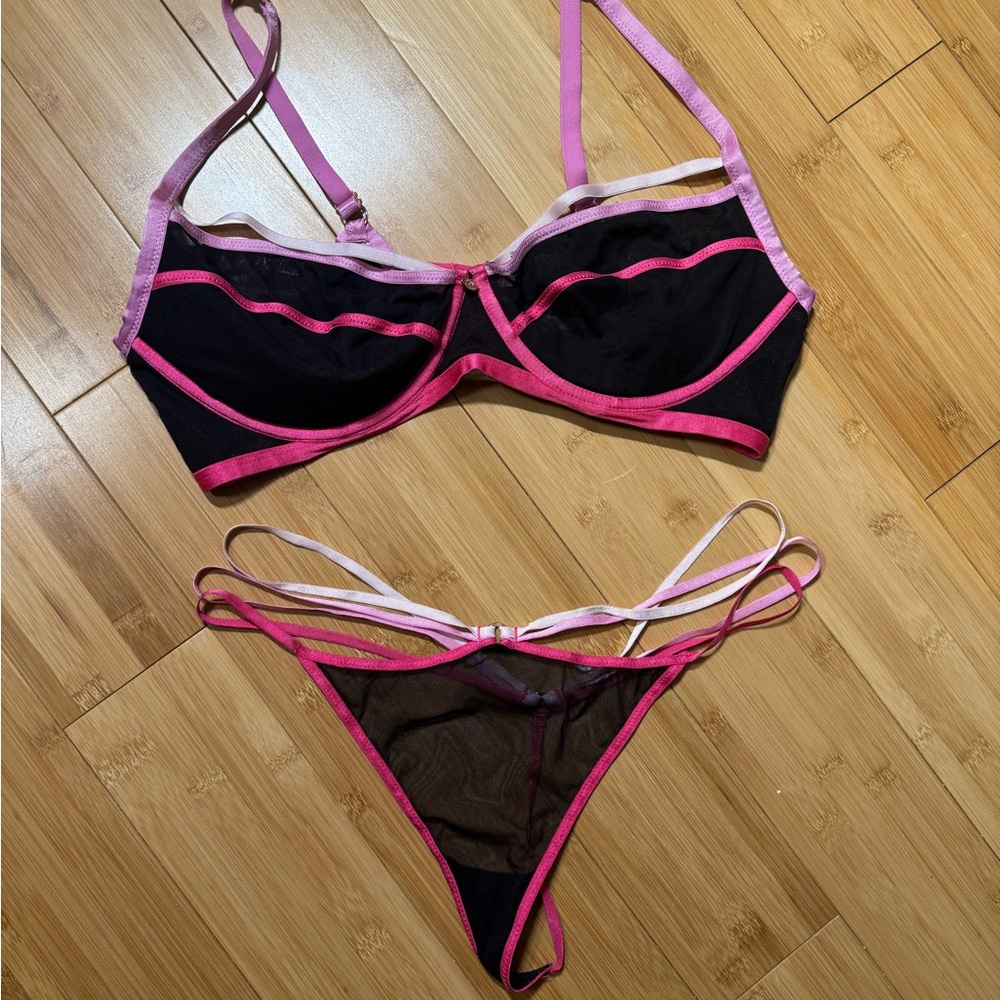 Black and Pink Mesh Set